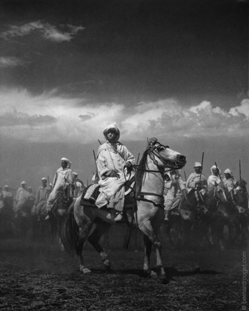 Cavalier avant la fantasia, El Jadida. Photo Bernard Rouget